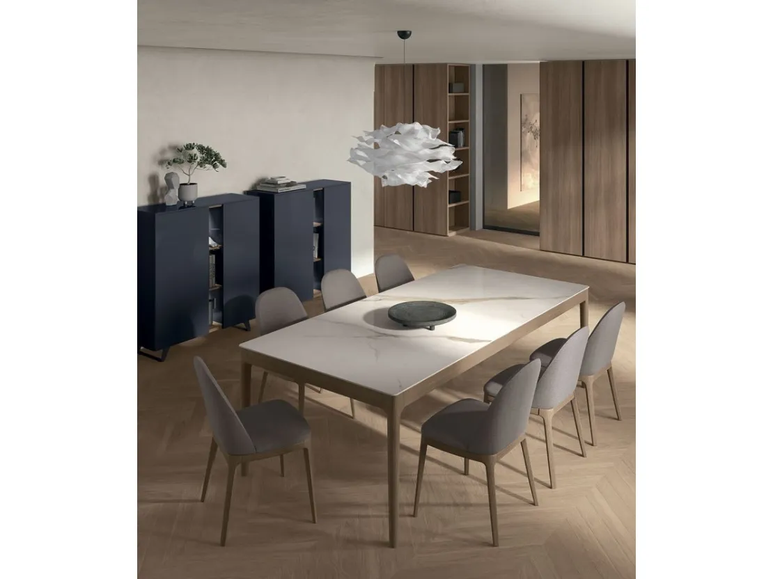 Sedia Dada in tessuto e legno di Tomasella